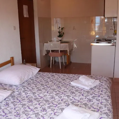 Pansion Iva B&B *